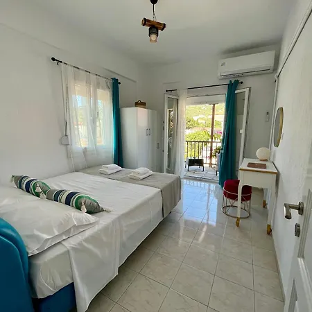 White Dream Apartment Skopelos Town Exterior photo