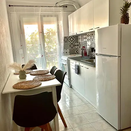 White Dream Apartment Skopelos Town Exterior photo