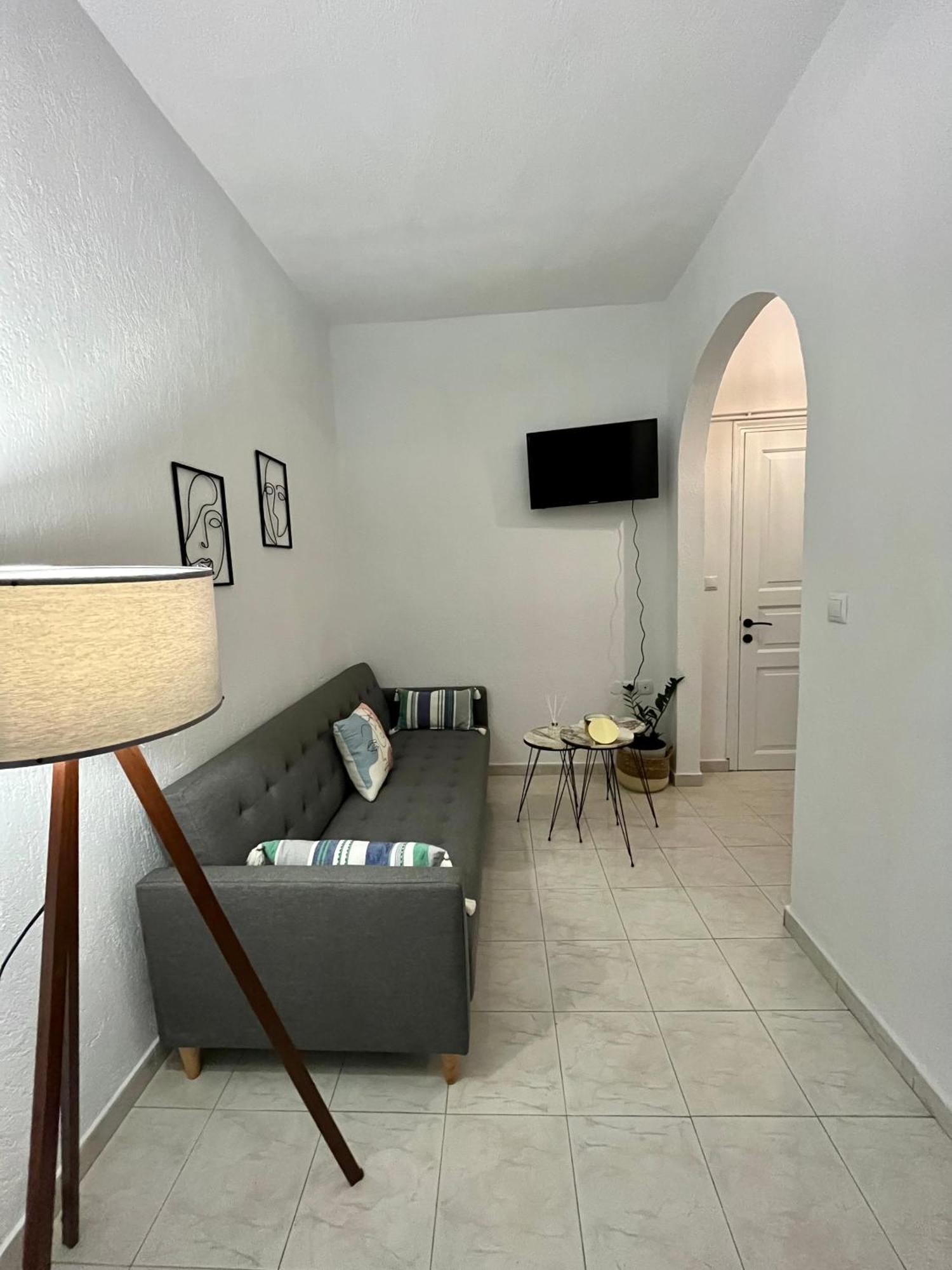 White Dream Apartment Skopelos Town
